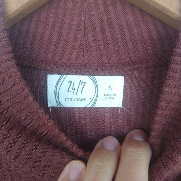 SALE 🛍️ NWT 🆕 MAURICES ribbed rust color long sleeve top Womens size S - Picture 4 of 7